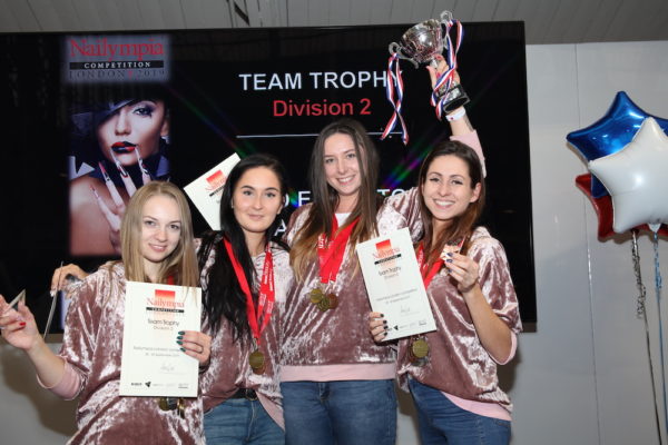 London-2019-Winners-Team Trophy Div 2