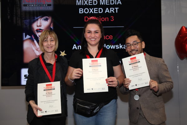 London-2019-Winners-mixed media boxed - Div 3