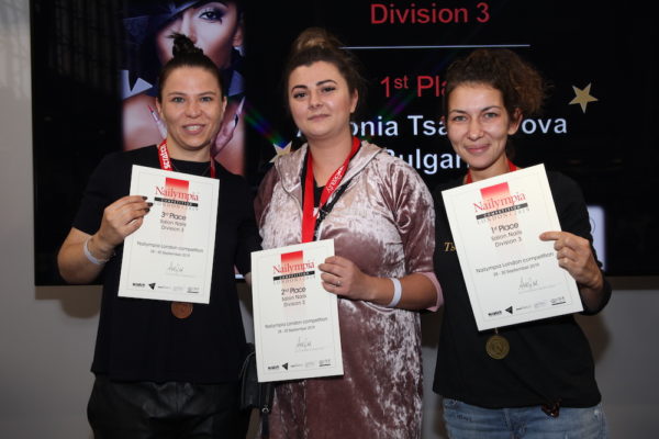 London-2019-Winners-salon nails div 3