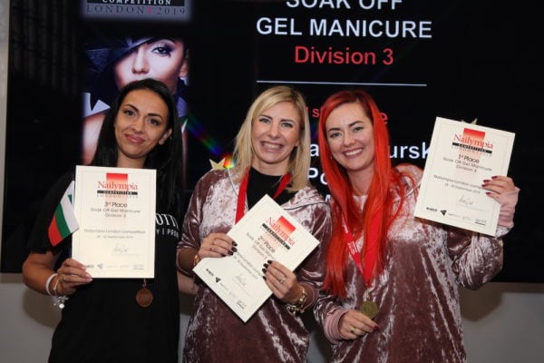 London-2019-Winners-winners Soak off gel manicure - division 3